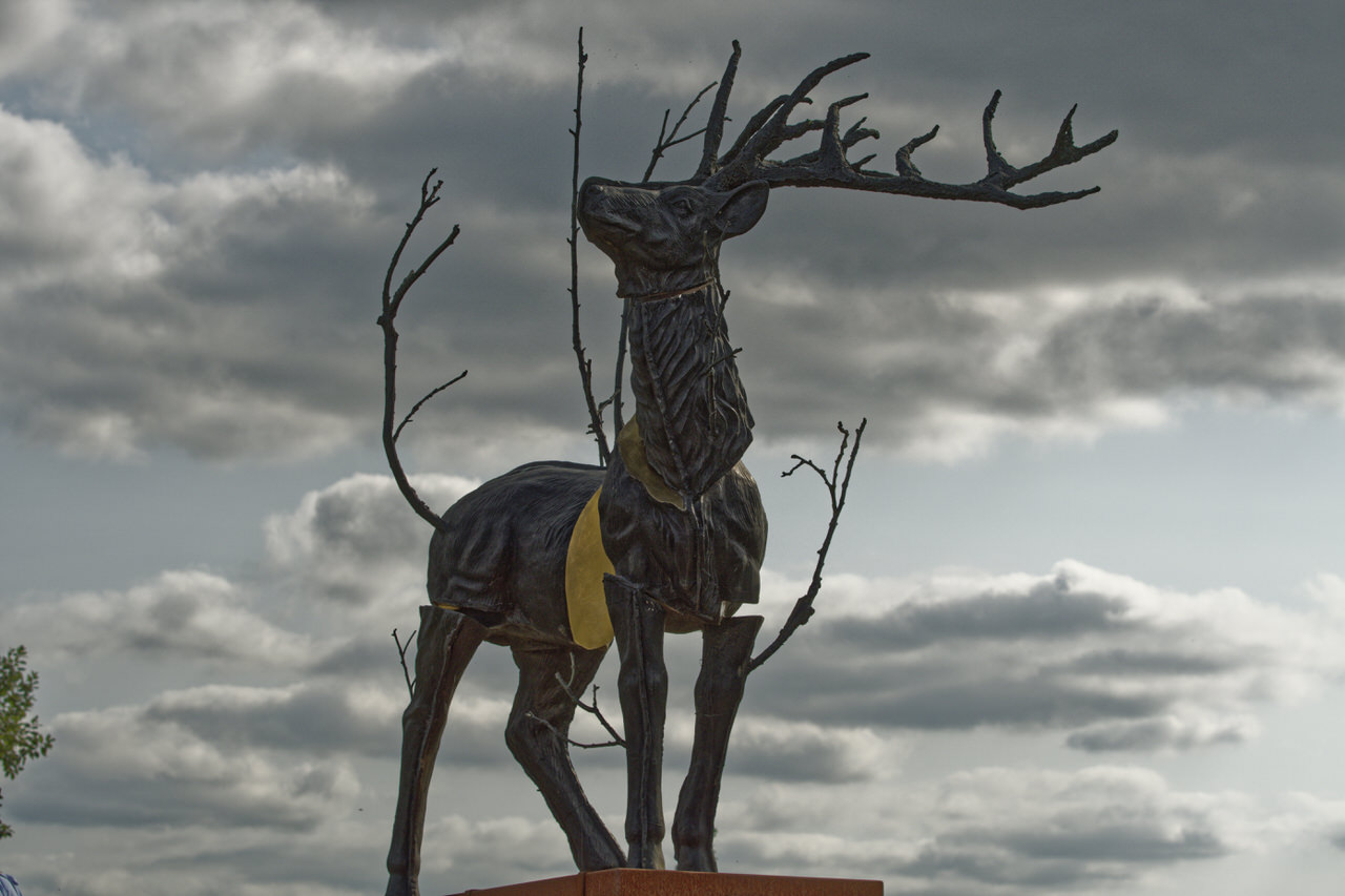 Monument for Cervus Vitalis #2, Adinkerke